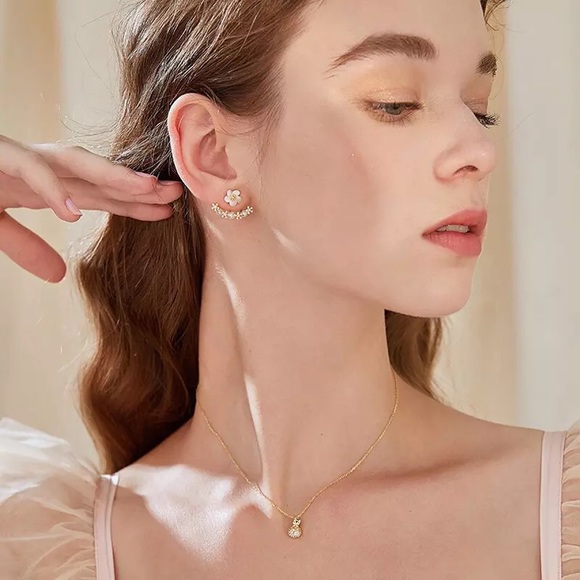 “Spring Fling” Floral Diamond Climber/Crawler Hippie Dainty Simple Cute Earrings - Picture 2 of 6